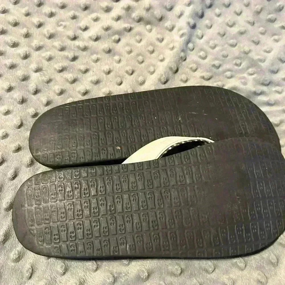 Sanuk White Yoga Mat Flip flops, Size 10 - Picture 3 of 3